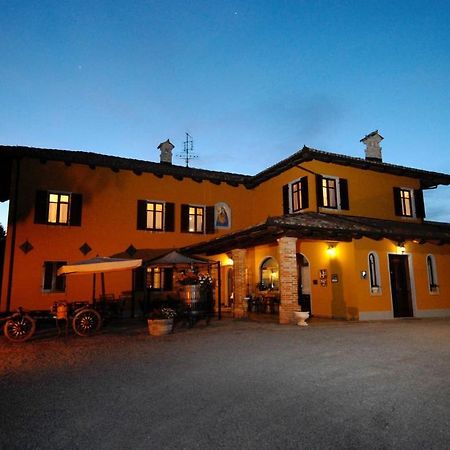 Agriturismo Ca' Brusa Pension Monforte dʼAlba Buitenkant foto